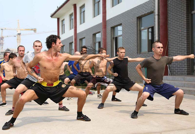 Foreigners Training Shaolin Kung Fu